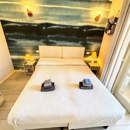 Daire Il Sole In Terrazza - A Due Passi Dal Mare - Private Garden And Parking